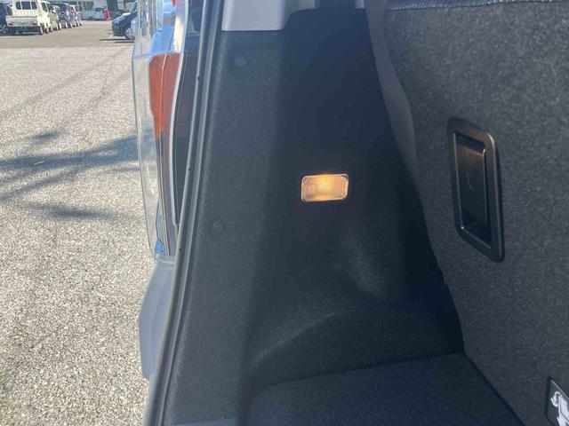 ムーヴカスタム X VS SAIIICDラジオチューナー AUX接続 衝突被害軽減ブレーキ 横滑り防止装置 運転席シートヒーター オートライト オートハイビーム マニュアルレベリング機能付LEDヘッドライト アイドリングストップ(千葉県)の中古車