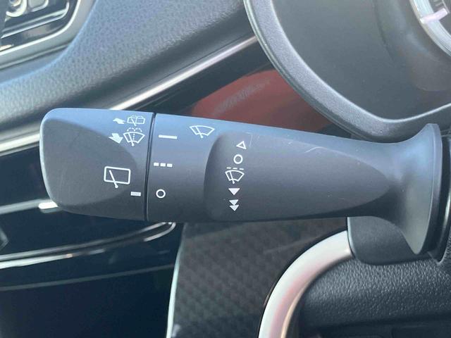 ムーヴカスタム X VS SAIIICDラジオチューナー AUX接続 衝突被害軽減ブレーキ 横滑り防止装置 運転席シートヒーター オートライト オートハイビーム マニュアルレベリング機能付LEDヘッドライト アイドリングストップ(千葉県)の中古車