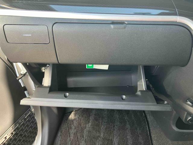 ムーヴカスタム X VS SAIIICDラジオチューナー AUX接続 衝突被害軽減ブレーキ 横滑り防止装置 運転席シートヒーター オートライト オートハイビーム マニュアルレベリング機能付LEDヘッドライト アイドリングストップ(千葉県)の中古車