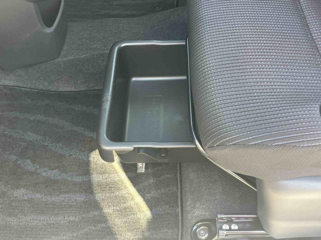 ムーヴカスタム X VS SAIIICDラジオチューナー AUX接続 衝突被害軽減ブレーキ 横滑り防止装置 運転席シートヒーター オートライト オートハイビーム マニュアルレベリング機能付LEDヘッドライト アイドリングストップ(千葉県)の中古車