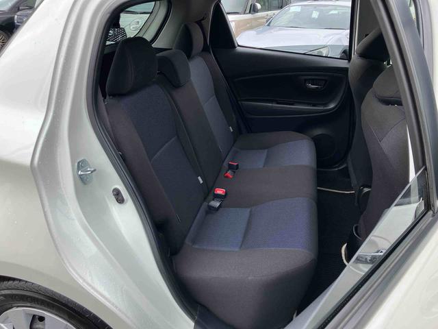 ヴィッツ1.3F LEDエディションナビ/BT/TV/DISC/バックカメラ 電動コーナーポール LEDヘッドライト プッシュボタンスターター 電動格納ドアミラー オートライト/ハイビーム 横滑り防止装置 衝突被害軽減ブレーキ(千葉県)の中古車