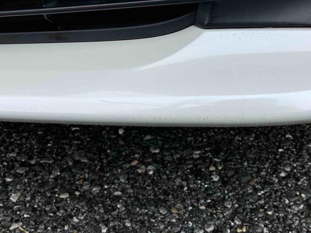 ヴィッツ1.3F LEDエディションナビ/BT/TV/DISC/バックカメラ 電動コーナーポール LEDヘッドライト プッシュボタンスターター 電動格納ドアミラー オートライト/ハイビーム 横滑り防止装置 衝突被害軽減ブレーキ(千葉県)の中古車