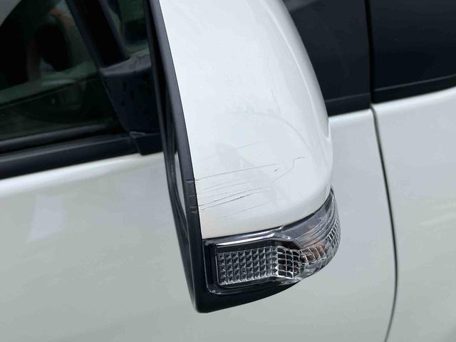 ヴィッツ1.3F LEDエディションナビ/BT/TV/DISC/バックカメラ 電動コーナーポール LEDヘッドライト プッシュボタンスターター 電動格納ドアミラー オートライト/ハイビーム 横滑り防止装置 衝突被害軽減ブレーキ(千葉県)の中古車