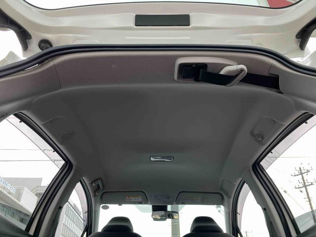 ヴィッツ1.3F LEDエディションナビ/BT/TV/DISC/バックカメラ 電動コーナーポール LEDヘッドライト プッシュボタンスターター 電動格納ドアミラー オートライト/ハイビーム 横滑り防止装置 衝突被害軽減ブレーキ(千葉県)の中古車