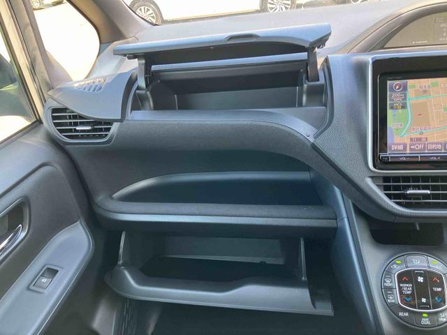 ノアハイブリッドG9型ナビ/TV/DVD/BT バックカメラ ETC ハイブリッド 前後コーナーセンサー リモコンエンジンスターター ワイヤレス充電 クルコン LEDヘッドライト オートライト 革巻ステアリング アルミ(千葉県)の中古車