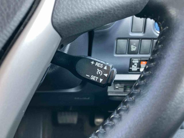 ノアハイブリッドG9型ナビ/TV/DVD/BT バックカメラ ETC ハイブリッド 前後コーナーセンサー リモコンエンジンスターター ワイヤレス充電 クルコン LEDヘッドライト オートライト 革巻ステアリング アルミ(千葉県)の中古車