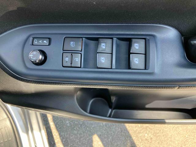 ノアハイブリッドG9型ナビ/TV/DVD/BT バックカメラ ETC ハイブリッド 前後コーナーセンサー リモコンエンジンスターター ワイヤレス充電 クルコン LEDヘッドライト オートライト 革巻ステアリング アルミ(千葉県)の中古車