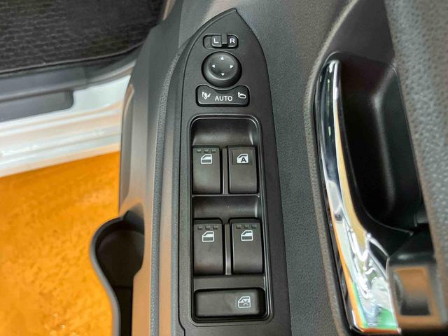 タントカスタムＲＳパノラマカメラ連動フルセグナビ　ＵＳＢ接続　ブルートゥース対応　フロント．リヤドライブレコーダー連動　ビルトインＥＴＣ　アダプティブクルーズコントロール　オートブレーキホールド付き電動パーキング（千葉県）の中古車