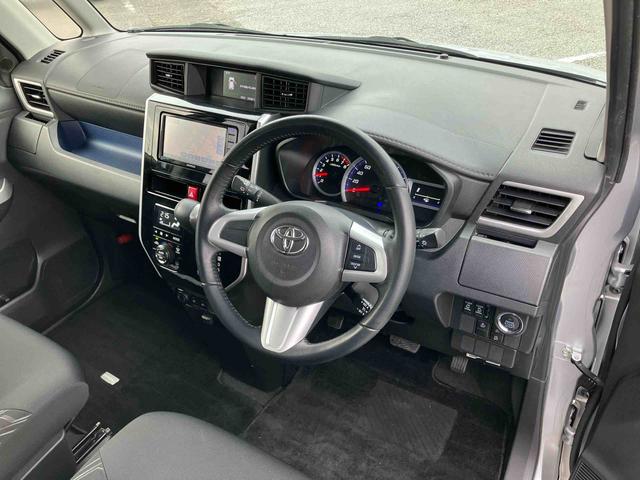 ルーミーカスタムＧ　Ｓナビ／ワンセグ／ＣＤ／ＤＶＤ　ＥＴＣ　ドラレコ　シートヒーター　クルーズコントロール　ＬＥＤヘッドライト　オートライト　オートエアコン　衝突軽減ブレーキ　スマートキー　盗難防止アラーム　アルミホイール（千葉県）の中古車