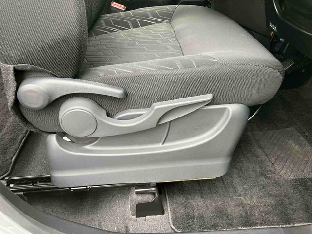 ルーミーカスタムＧ　Ｓナビ／ワンセグ／ＣＤ／ＤＶＤ　ＥＴＣ　ドラレコ　シートヒーター　クルーズコントロール　ＬＥＤヘッドライト　オートライト　オートエアコン　衝突軽減ブレーキ　スマートキー　盗難防止アラーム　アルミホイール（千葉県）の中古車