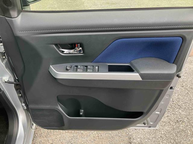 ルーミーカスタムＧ　Ｓナビ／ワンセグ／ＣＤ／ＤＶＤ　ＥＴＣ　ドラレコ　シートヒーター　クルーズコントロール　ＬＥＤヘッドライト　オートライト　オートエアコン　衝突軽減ブレーキ　スマートキー　盗難防止アラーム　アルミホイール（千葉県）の中古車