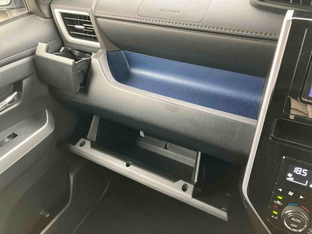 ルーミーカスタムＧ　Ｓナビ／ワンセグ／ＣＤ／ＤＶＤ　ＥＴＣ　ドラレコ　シートヒーター　クルーズコントロール　ＬＥＤヘッドライト　オートライト　オートエアコン　衝突軽減ブレーキ　スマートキー　盗難防止アラーム　アルミホイール（千葉県）の中古車