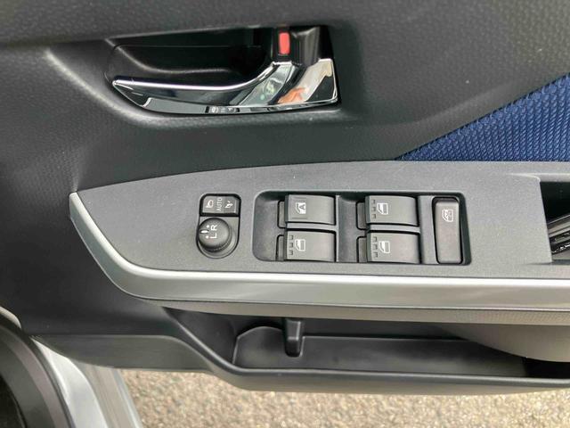 ルーミーカスタムＧ　Ｓナビ／ワンセグ／ＣＤ／ＤＶＤ　ＥＴＣ　ドラレコ　シートヒーター　クルーズコントロール　ＬＥＤヘッドライト　オートライト　オートエアコン　衝突軽減ブレーキ　スマートキー　盗難防止アラーム　アルミホイール（千葉県）の中古車