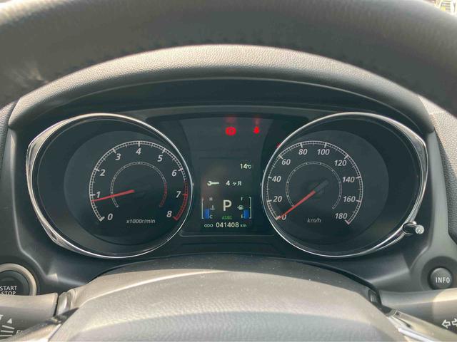 ＲＶＲＧ４ＷＤ　ＣＤ／ラジオ／ＵＳＢ／ＡＵＸ　ＨＩＤヘッドライト　オートライト　オートハイビーム　衝突軽減ブレーキ　横滑り防止装置　ニーエアバッグ　オートＡ／Ｃ　スマートキー　革巻ステアリング　アルミホイール（千葉県）の中古車