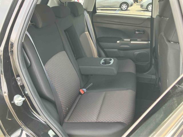 ＲＶＲＧ４ＷＤ　ＣＤ／ラジオ／ＵＳＢ／ＡＵＸ　ＨＩＤヘッドライト　オートライト　オートハイビーム　衝突軽減ブレーキ　横滑り防止装置　ニーエアバッグ　オートＡ／Ｃ　スマートキー　革巻ステアリング　アルミホイール（千葉県）の中古車