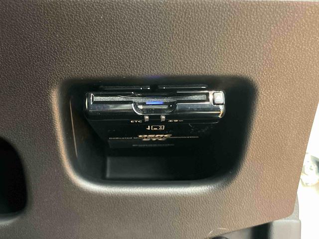 キャストアクティバＧ　ターボ　ＳＡIIバックカメラ連動フルセグナビ　ＵＳＢ接続　ブルートュース対応　ＥＴＣ　社外１５インチアルミホイール　オーバーヘッドコンソール＋ＬＥＤ室内灯　運転席シートヒーター　コートフック付きアシストグリップ（千葉県）の中古車