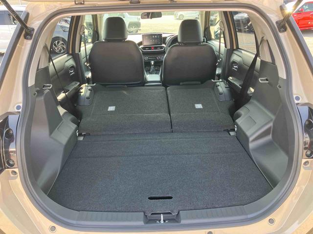 ロッキープレミアムG HEV9型DPオーディオ/BT/TV/USB 全周囲カメラ ステアスイッチ LEDヘッドランプ リヤフォグランプ 17インチアルミ シートヒーター 全車速追従クルコン コーナーセンサー 衝突被害軽減ブレーキ(千葉県)の中古車