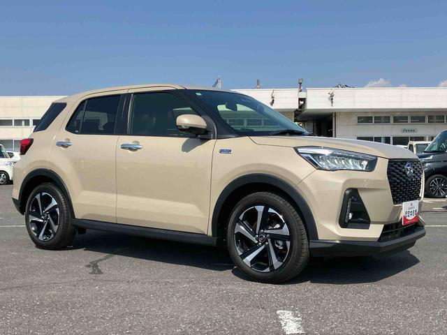 ロッキープレミアムG HEV9型DPオーディオ/BT/TV/USB 全周囲カメラ ステアスイッチ LEDヘッドランプ リヤフォグランプ 17インチアルミ シートヒーター 全車速追従クルコン コーナーセンサー 衝突被害軽減ブレーキ(千葉県)の中古車