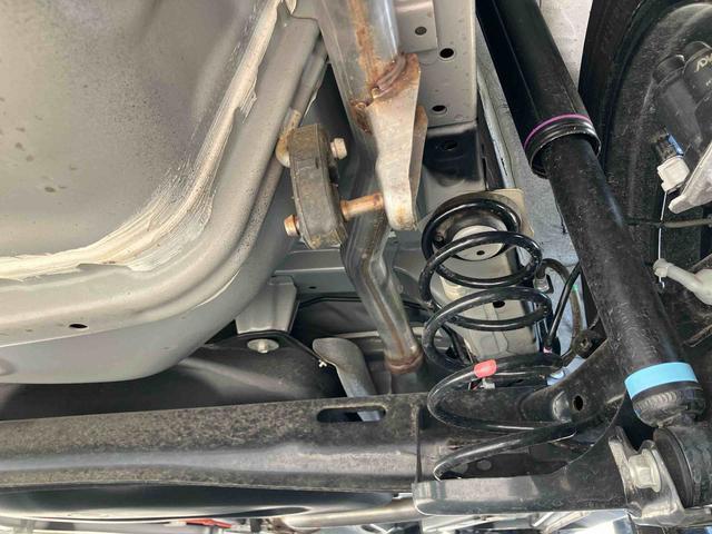 ロッキープレミアムG HEV9型DPオーディオ/BT/TV/USB 全周囲カメラ ステアスイッチ LEDヘッドランプ リヤフォグランプ 17インチアルミ シートヒーター 全車速追従クルコン コーナーセンサー 衝突被害軽減ブレーキ(千葉県)の中古車