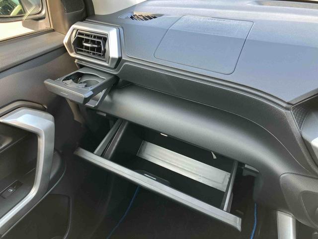 ロッキープレミアムG HEV9型DPオーディオ/BT/TV/USB 全周囲カメラ ステアスイッチ LEDヘッドランプ リヤフォグランプ 17インチアルミ シートヒーター 全車速追従クルコン コーナーセンサー 衝突被害軽減ブレーキ(千葉県)の中古車