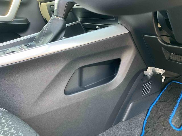 ロッキープレミアムG HEV9型DPオーディオ/BT/TV/USB 全周囲カメラ ステアスイッチ LEDヘッドランプ リヤフォグランプ 17インチアルミ シートヒーター 全車速追従クルコン コーナーセンサー 衝突被害軽減ブレーキ(千葉県)の中古車