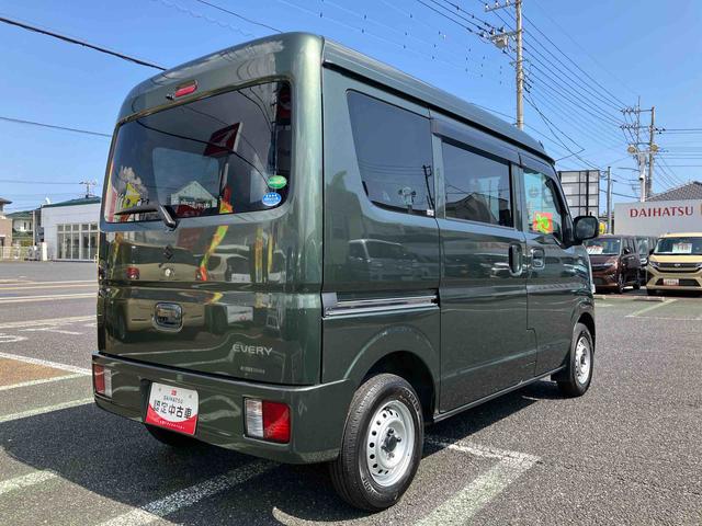 エブリイPCリミテッド純正ナビゲーション/ETC/バックカメラ/エアバック/キーレスエントリー/電動格納ミラー/パワーウインドウ/バイザー/ラバーマット/ホイールカバー/ハロゲンヘッドライト/リア5面スモークガラス(千葉県)の中古車