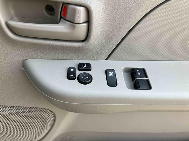 エブリイPCリミテッド純正ナビゲーション/ETC/バックカメラ/エアバック/キーレスエントリー/電動格納ミラー/パワーウインドウ/バイザー/ラバーマット/ホイールカバー/ハロゲンヘッドライト/リア5面スモークガラス(千葉県)の中古車