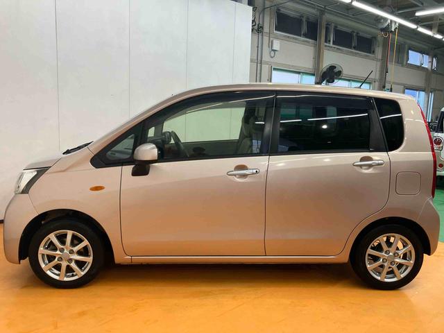 ムーヴX SACDラジオチューナー AUX接続 衝突被害軽減ブレーキ 横滑り防止装置 プッシュエンジンスタート キーフリーシステム マニュアルレベリング機能付ハロゲンヘッドライト シートベルトアンカーアジャスター(千葉県)の中古車