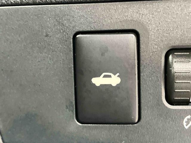 ８６Ｇナビ／ワンセグ／ＢＴ／ＡＵＸ／ＣＤ　バックカメラ　ＥＴＣ　革巻きステアリング　オートライト　サイドレバー式駐車ブレーキ　キーレスエントリー　盗難防止装置　アルミホイール　チルトハンドル機構（千葉県）の中古車