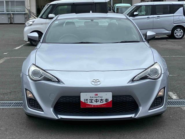 ８６Ｇナビ／ワンセグ／ＢＴ／ＡＵＸ／ＣＤ　バックカメラ　ＥＴＣ　革巻きステアリング　オートライト　サイドレバー式駐車ブレーキ　キーレスエントリー　盗難防止装置　アルミホイール　チルトハンドル機構（千葉県）の中古車