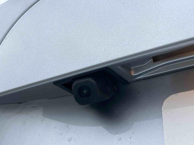 ８６Ｇナビ／ワンセグ／ＢＴ／ＡＵＸ／ＣＤ　バックカメラ　ＥＴＣ　革巻きステアリング　オートライト　サイドレバー式駐車ブレーキ　キーレスエントリー　盗難防止装置　アルミホイール　チルトハンドル機構（千葉県）の中古車