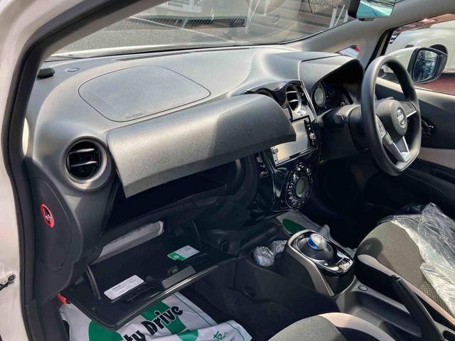 ノートｅ−パワー　Ｘナビゲーション／ケンウッドドライブレコーダー／ＥＴＣ車載器／オートエアコン／ステアリングスイッチ／オートライト／コーナーセンサー／電動格納ミラー／アルミホイール／セキュリティーアラーム（千葉県）の中古車