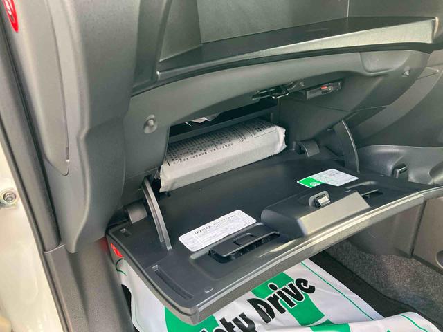 ノートｅ−パワー　Ｘナビゲーション／ケンウッドドライブレコーダー／ＥＴＣ車載器／オートエアコン／ステアリングスイッチ／オートライト／コーナーセンサー／電動格納ミラー／アルミホイール／セキュリティーアラーム（千葉県）の中古車