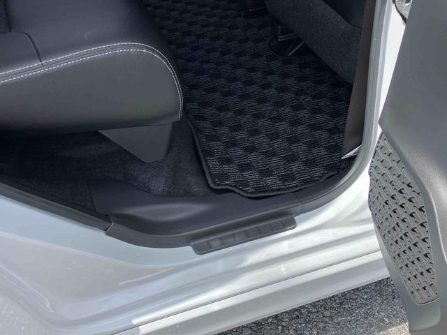 ムーヴカスタム RS ハイパーリミテッドSAIII8型ナビ/BT/TV/DISC/全周囲カメラ/ステアスイッチ 前後ドラレコ ETC ターボ 15インチアルミ LEDヘッド/フォグ スマートキー 運転席シートヒーター/リフター 衝突被害軽減ブレーキ(千葉県)の中古車