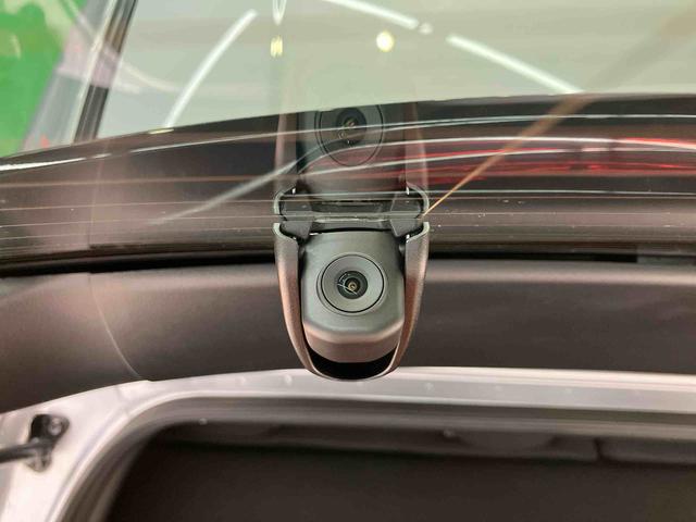 ＭＡＺＤＡ３ファストバック１５Ｓツーリングナビ／ＢＴ／ＴＶ／ＤＩＳＣ／全周囲カメラ／ステアスイッチ　前後ドラレコ　ＥＴＣ　１８インチアルミ　ＬＥＤ前ライト　スマートキー　ドライビングディスプレイ　自動追従クルコン　ＢＳＭ　衝突被害軽減ブレーキ（千葉県）の中古車