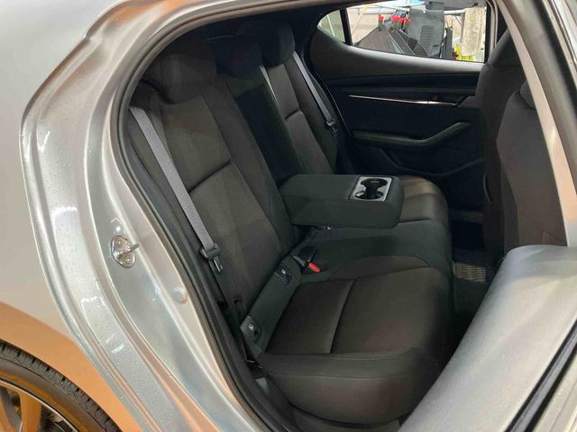 ＭＡＺＤＡ３ファストバック１５Ｓツーリングナビ／ＢＴ／ＴＶ／ＤＩＳＣ／全周囲カメラ／ステアスイッチ　前後ドラレコ　ＥＴＣ　１８インチアルミ　ＬＥＤ前ライト　スマートキー　ドライビングディスプレイ　自動追従クルコン　ＢＳＭ　衝突被害軽減ブレーキ（千葉県）の中古車