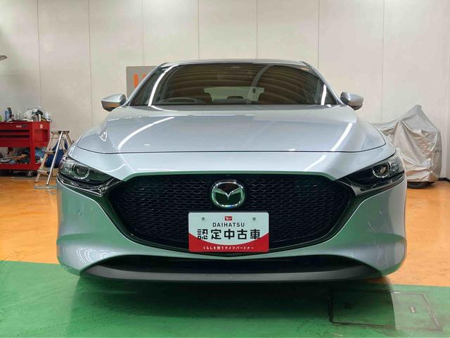 ＭＡＺＤＡ３ファストバック１５Ｓツーリングナビ／ＢＴ／ＴＶ／ＤＩＳＣ／全周囲カメラ／ステアスイッチ　前後ドラレコ　ＥＴＣ　１８インチアルミ　ＬＥＤ前ライト　スマートキー　ドライビングディスプレイ　自動追従クルコン　ＢＳＭ　衝突被害軽減ブレーキ（千葉県）の中古車