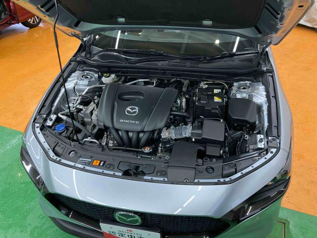 ＭＡＺＤＡ３ファストバック１５Ｓツーリングナビ／ＢＴ／ＴＶ／ＤＩＳＣ／全周囲カメラ／ステアスイッチ　前後ドラレコ　ＥＴＣ　１８インチアルミ　ＬＥＤ前ライト　スマートキー　ドライビングディスプレイ　自動追従クルコン　ＢＳＭ　衝突被害軽減ブレーキ（千葉県）の中古車