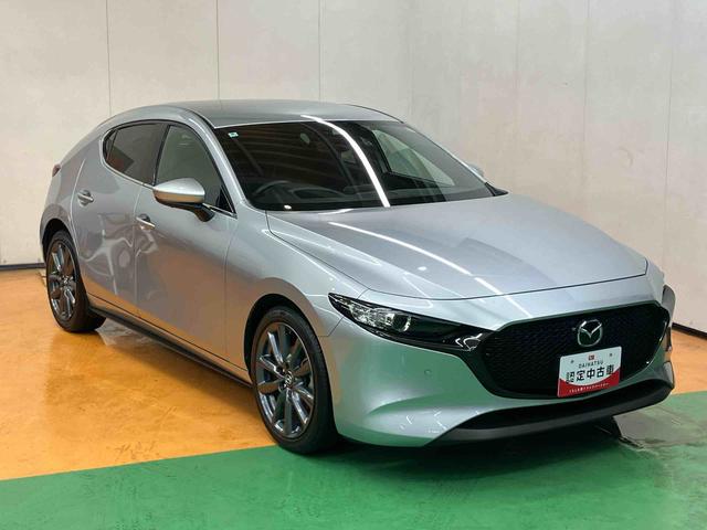 ＭＡＺＤＡ３ファストバック１５Ｓツーリングナビ／ＢＴ／ＴＶ／ＤＩＳＣ／全周囲カメラ／ステアスイッチ　前後ドラレコ　ＥＴＣ　１８インチアルミ　ＬＥＤ前ライト　スマートキー　ドライビングディスプレイ　自動追従クルコン　ＢＳＭ　衝突被害軽減ブレーキ（千葉県）の中古車