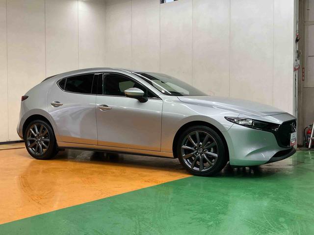 ＭＡＺＤＡ３ファストバック１５Ｓツーリングナビ／ＢＴ／ＴＶ／ＤＩＳＣ／全周囲カメラ／ステアスイッチ　前後ドラレコ　ＥＴＣ　１８インチアルミ　ＬＥＤ前ライト　スマートキー　ドライビングディスプレイ　自動追従クルコン　ＢＳＭ　衝突被害軽減ブレーキ（千葉県）の中古車