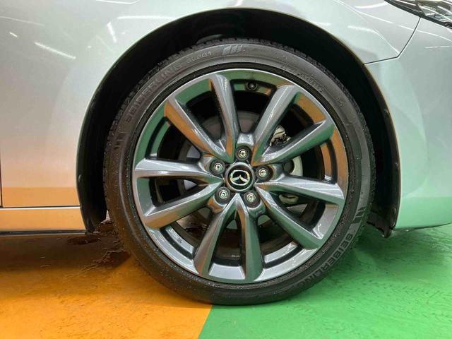 ＭＡＺＤＡ３ファストバック１５Ｓツーリングナビ／ＢＴ／ＴＶ／ＤＩＳＣ／全周囲カメラ／ステアスイッチ　前後ドラレコ　ＥＴＣ　１８インチアルミ　ＬＥＤ前ライト　スマートキー　ドライビングディスプレイ　自動追従クルコン　ＢＳＭ　衝突被害軽減ブレーキ（千葉県）の中古車