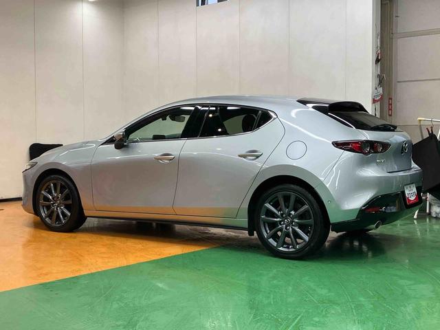 ＭＡＺＤＡ３ファストバック１５Ｓツーリングナビ／ＢＴ／ＴＶ／ＤＩＳＣ／全周囲カメラ／ステアスイッチ　前後ドラレコ　ＥＴＣ　１８インチアルミ　ＬＥＤ前ライト　スマートキー　ドライビングディスプレイ　自動追従クルコン　ＢＳＭ　衝突被害軽減ブレーキ（千葉県）の中古車