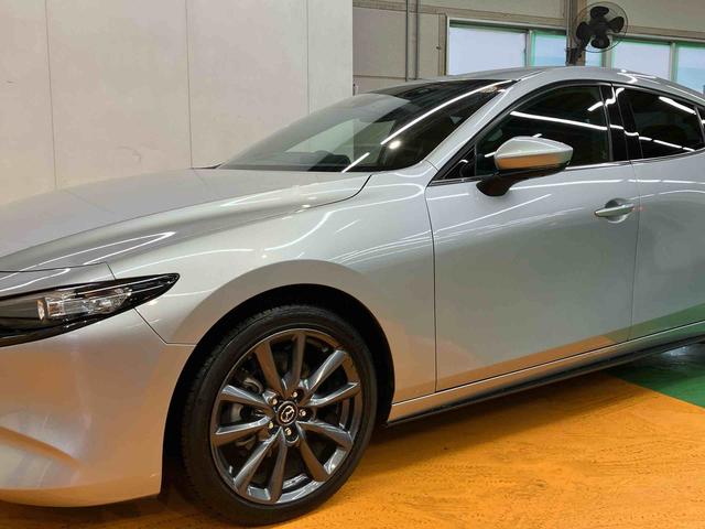 ＭＡＺＤＡ３ファストバック１５Ｓツーリングナビ／ＢＴ／ＴＶ／ＤＩＳＣ／全周囲カメラ／ステアスイッチ　前後ドラレコ　ＥＴＣ　１８インチアルミ　ＬＥＤ前ライト　スマートキー　ドライビングディスプレイ　自動追従クルコン　ＢＳＭ　衝突被害軽減ブレーキ（千葉県）の中古車