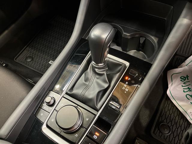 ＭＡＺＤＡ３ファストバック１５Ｓツーリングナビ／ＢＴ／ＴＶ／ＤＩＳＣ／全周囲カメラ／ステアスイッチ　前後ドラレコ　ＥＴＣ　１８インチアルミ　ＬＥＤ前ライト　スマートキー　ドライビングディスプレイ　自動追従クルコン　ＢＳＭ　衝突被害軽減ブレーキ（千葉県）の中古車