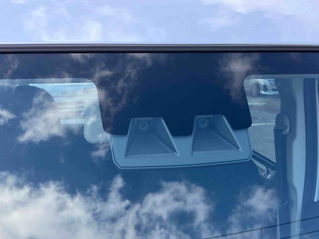 ハイゼットカーゴデラックス衝突被害軽減ブレーキ コーナーセンサー オートライト プライバシーガラス フロントパワーウィンドウ オーバーヘッドシェルフ スピーカー一体型AM・FMラジオ キーレスエントリー アイドリングストップ(千葉県)の中古車