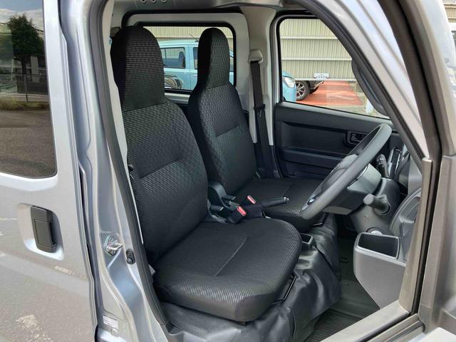 ハイゼットカーゴデラックス衝突被害軽減ブレーキ コーナーセンサー オートライト プライバシーガラス フロントパワーウィンドウ オーバーヘッドシェルフ スピーカー一体型AM・FMラジオ キーレスエントリー アイドリングストップ(千葉県)の中古車