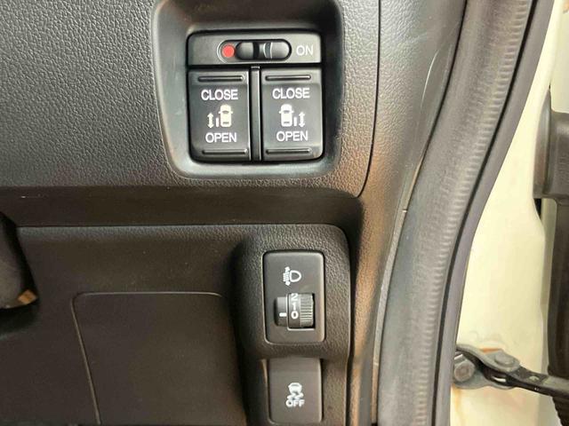 Ｎ−ＢＯＸＧ　ＳＳパッケージバックカメラ連動ナビ　両側電動スライドドア　マニュアルレベリング機能付ハロゲンヘッドライト　横滑り防止装置　チルトステアリング　運転席シートリフター　バニティーミラー付き左右サンバイザー（千葉県）の中古車