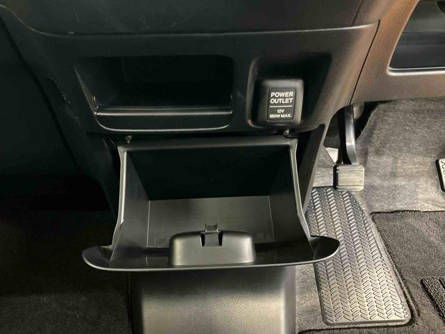 Ｎ−ＢＯＸＧ　ＳＳパッケージバックカメラ連動ナビ　両側電動スライドドア　マニュアルレベリング機能付ハロゲンヘッドライト　横滑り防止装置　チルトステアリング　運転席シートリフター　バニティーミラー付き左右サンバイザー（千葉県）の中古車