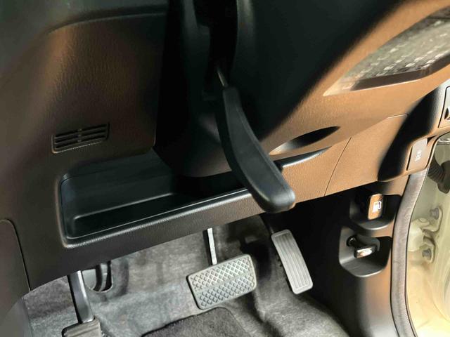 Ｎ−ＢＯＸＧ　ＳＳパッケージバックカメラ連動ナビ　両側電動スライドドア　マニュアルレベリング機能付ハロゲンヘッドライト　横滑り防止装置　チルトステアリング　運転席シートリフター　バニティーミラー付き左右サンバイザー（千葉県）の中古車