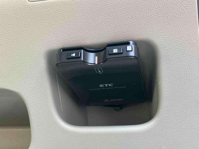 ムーヴL SAIIナビ/BT/TV/CD/DVD ETC コーナーポール 電動格納ドアミラー プライバシーガラス キーレスエントリー セキュリティアラーム 運転席シートリフター 横滑り防止装置 衝突被害軽減ブレーキ(千葉県)の中古車